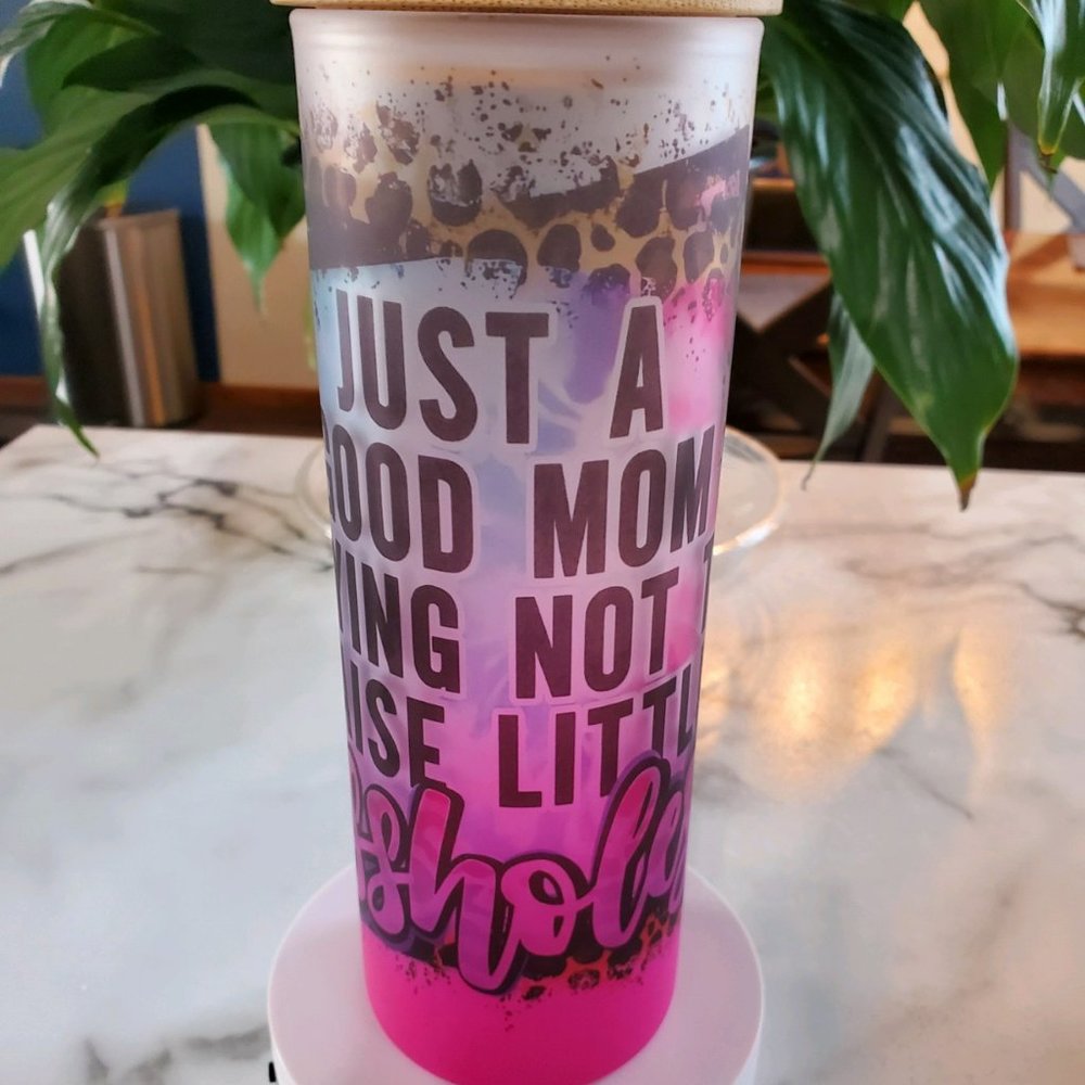 Good Mom Who's Trying 20oz Gradient Pink Glass Tumbler with duo lids 🎉sale